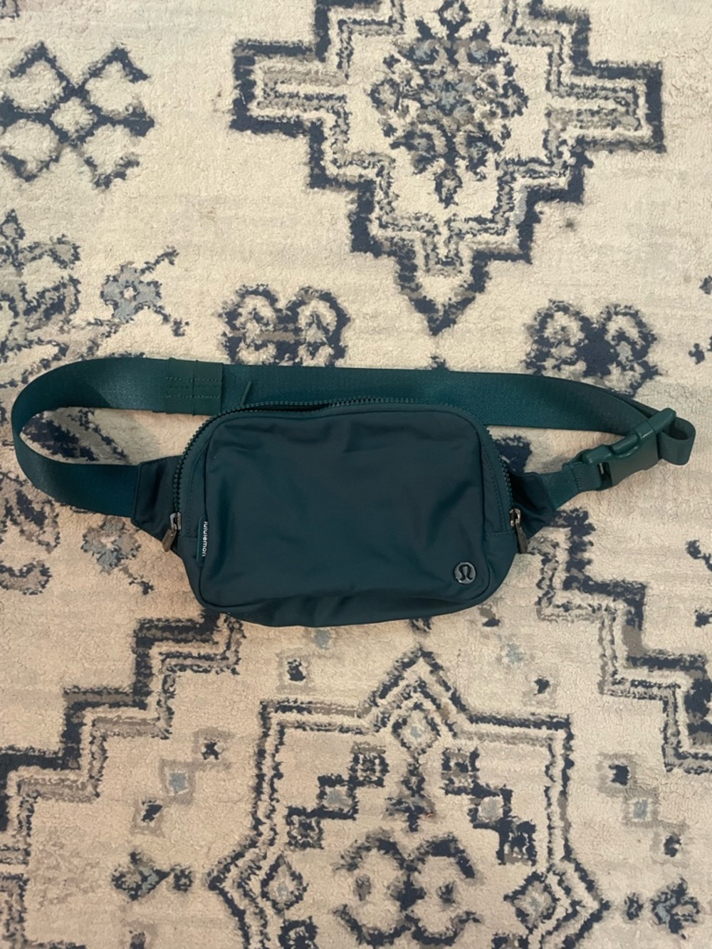 Lululemon Everywhere Belt Bag Large 2L – Deep Marina